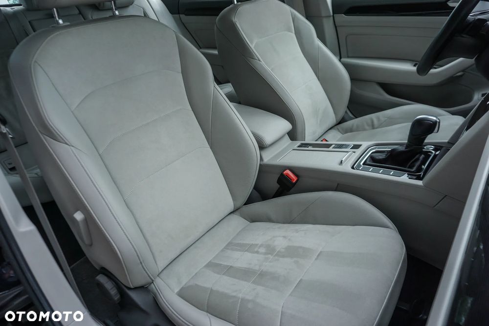 Volkswagen Arteon 2.0 TSI 4Motion Elegance DSG - 36