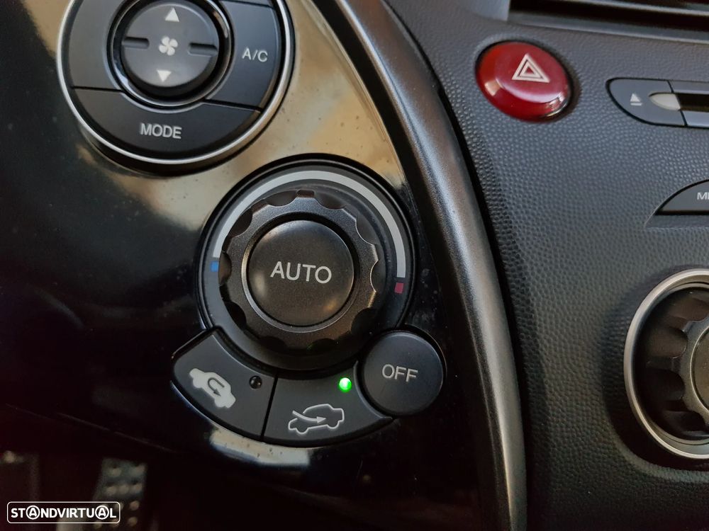 Honda Civic 1.8 Sport - 15