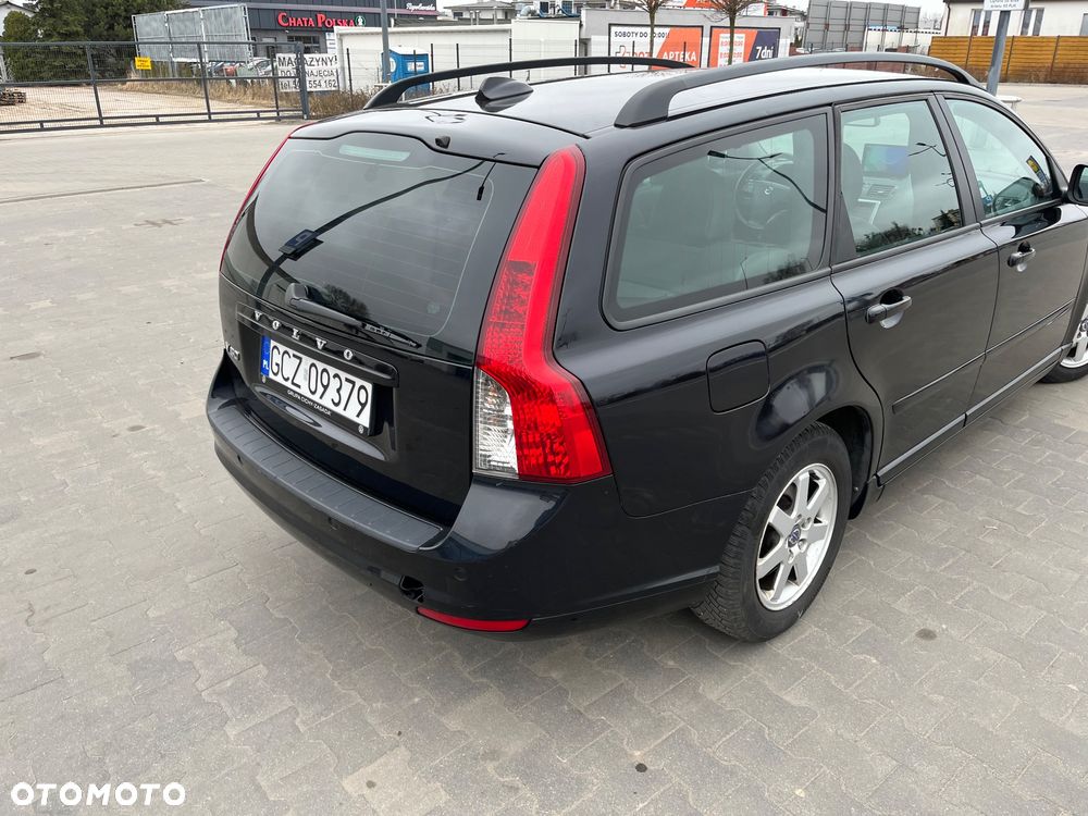 Volvo V50 D2 - 4
