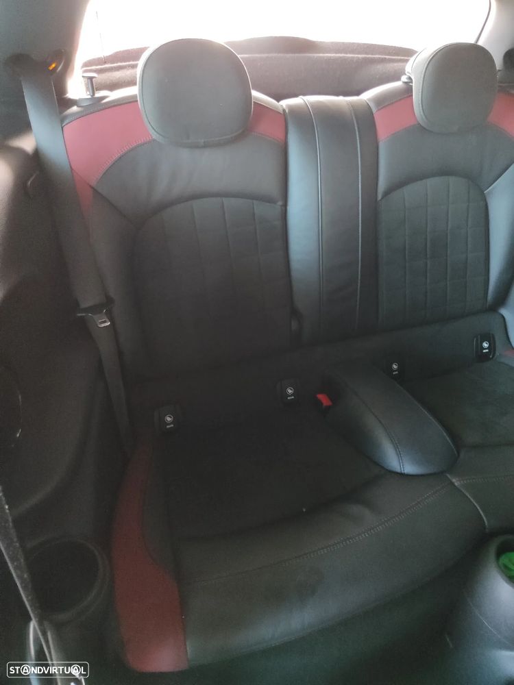 MINI 3 Portas John Cooper Works - 17