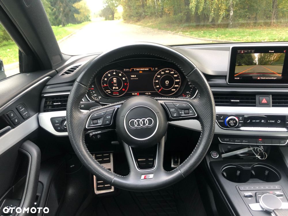 Audi A4 Limousine - 17
