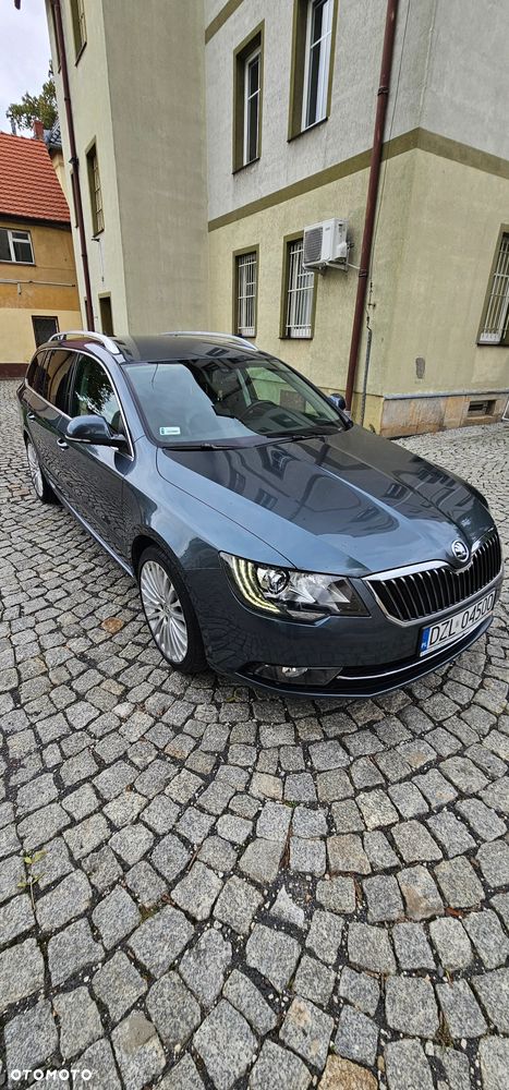 Skoda Superb 2.0 TDI Elegance - 1