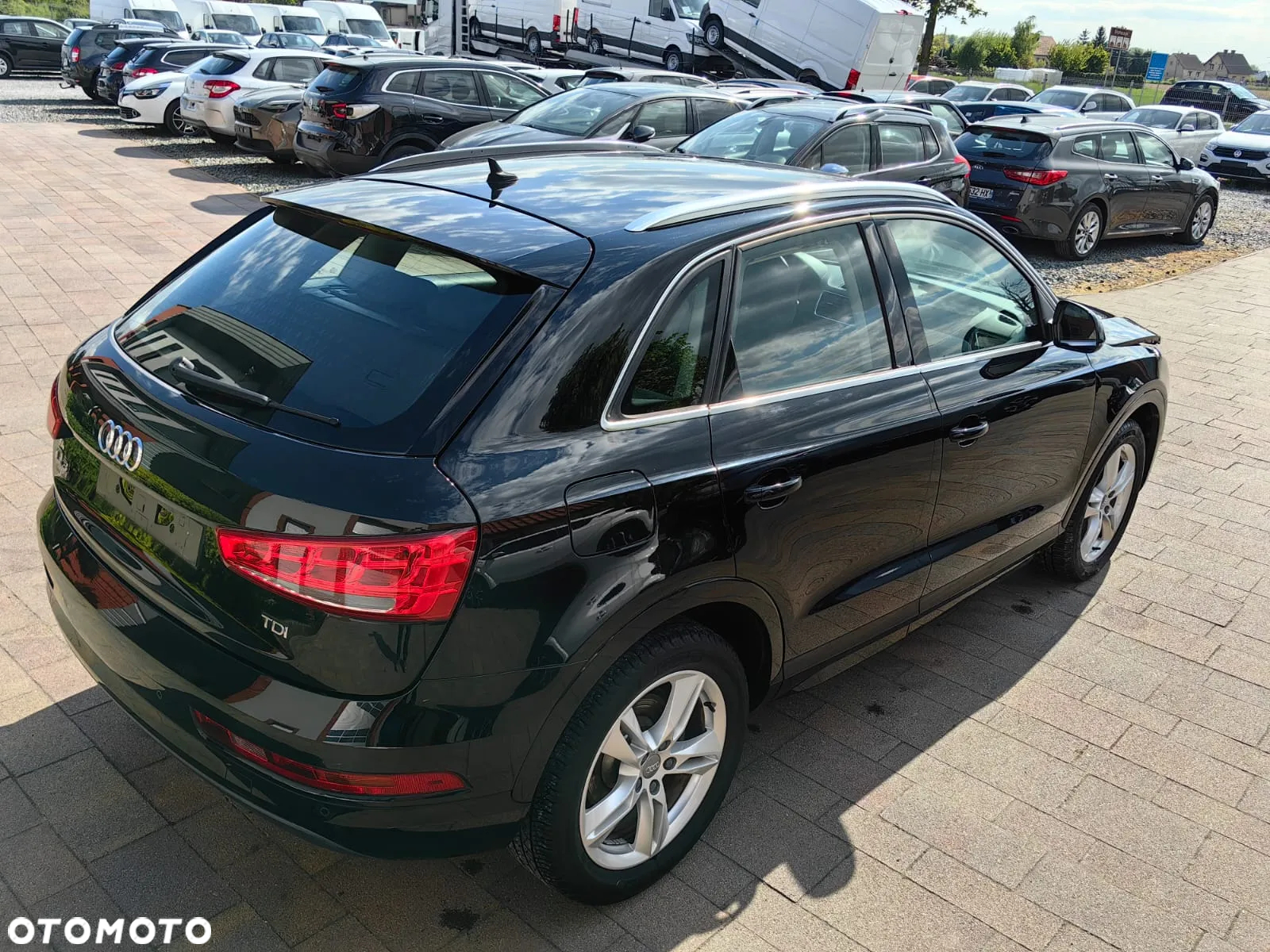 Audi Q3 2.0 TDI Design - 12