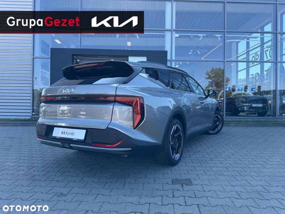 Kia K4 - 6