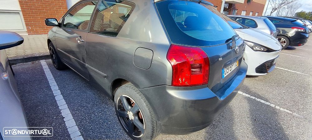 Toyota Corolla 2.0 D-4D Sol - 3