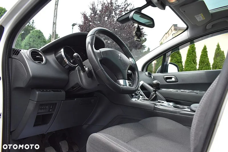 Peugeot 3008 1.6 THP Style - 9