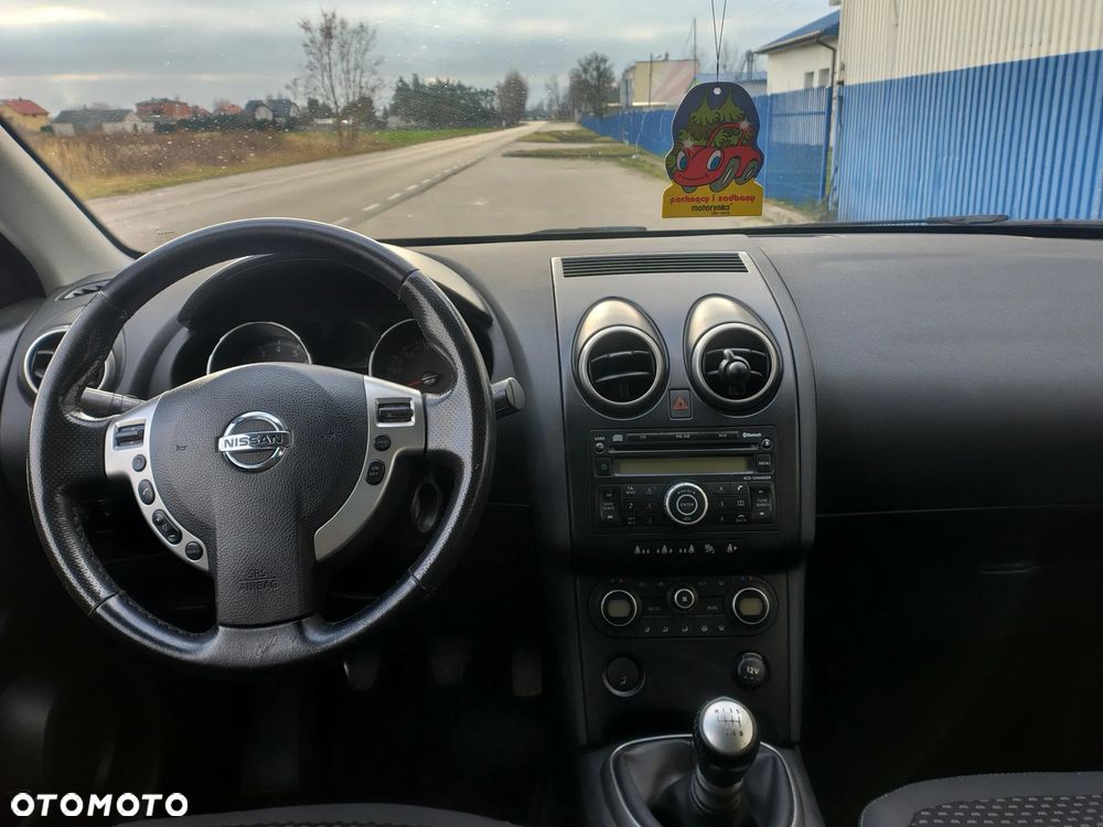 Nissan Qashqai+2 2.0 visia - 18