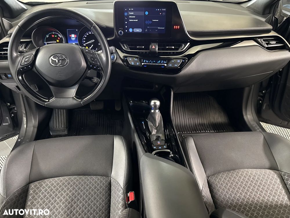 Toyota C-HR - 10