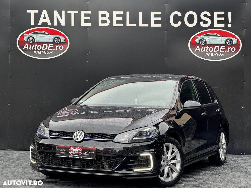 Volkswagen Golf - 2