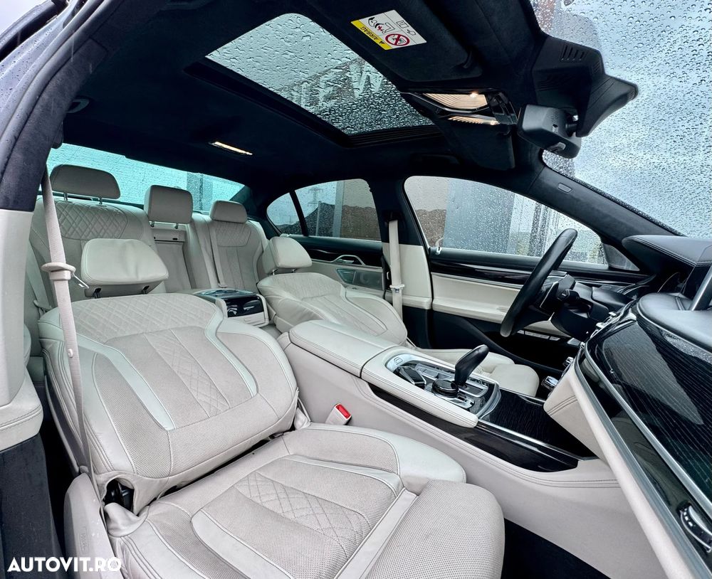 BMW Seria 7 730d xDrive - 23