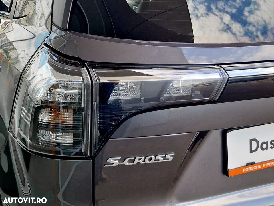 Suzuki S-Cross - 11
