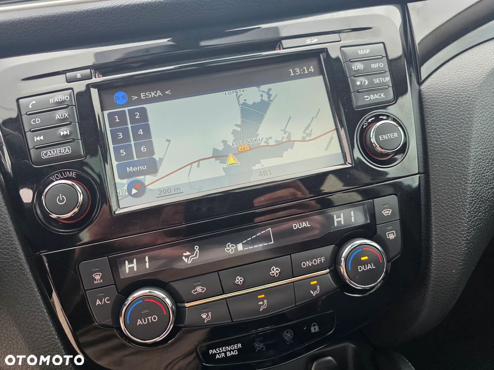 Nissan Qashqai 1.6 DIG-T N-Connecta - 21