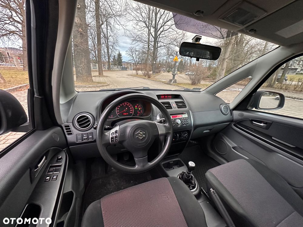 Suzuki SX4 - 18