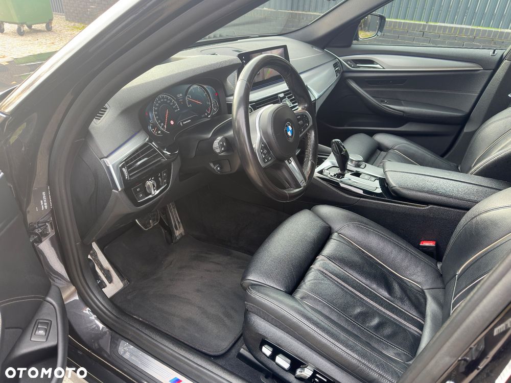 BMW Seria 5 530d xDrive - 5