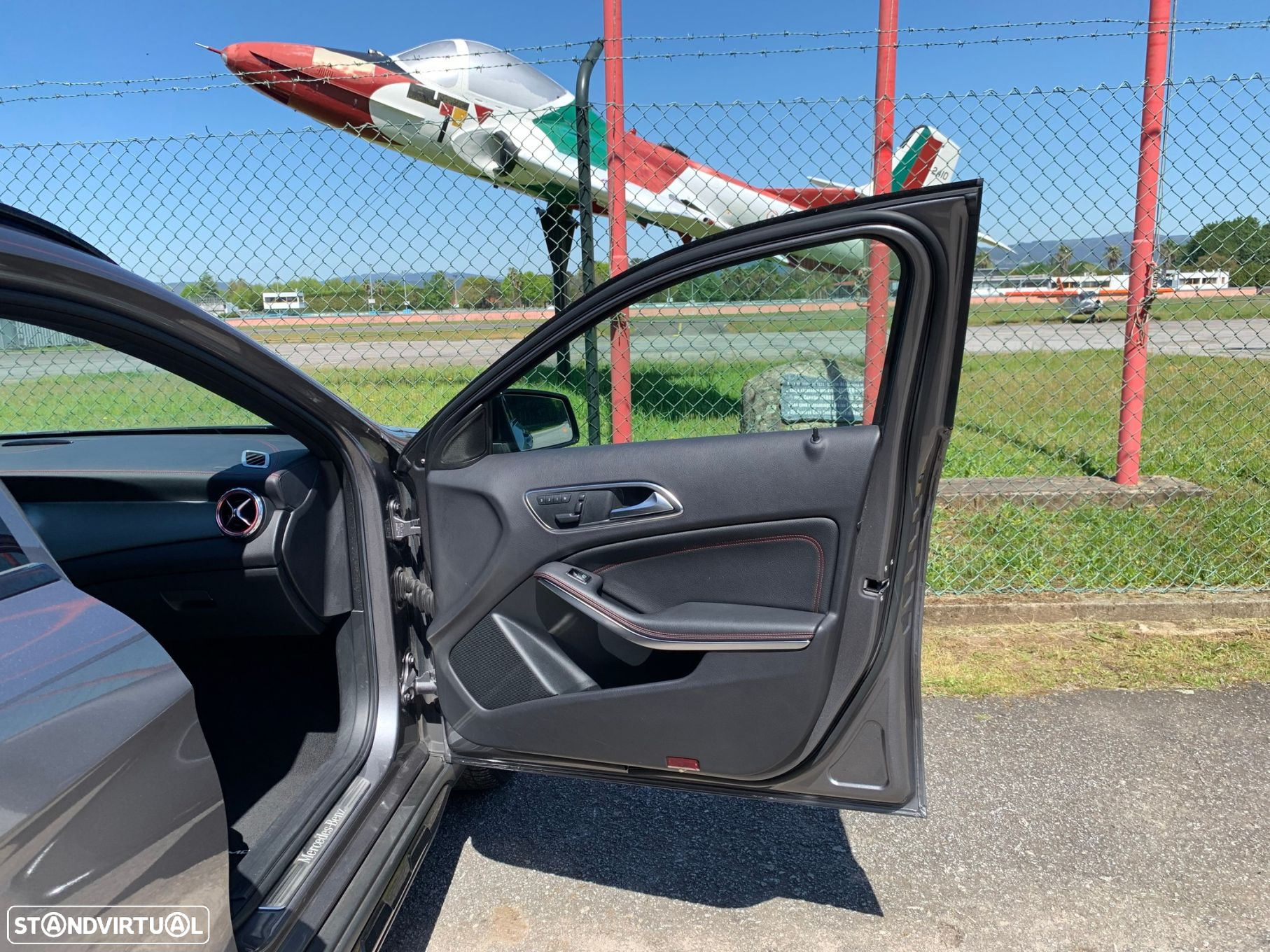 Mercedes-Benz GLA 220 CDi AMG Line 4-Matic - 50