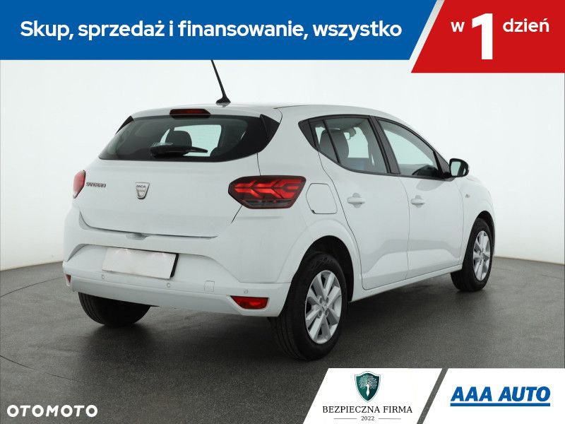 Dacia Sandero - 6