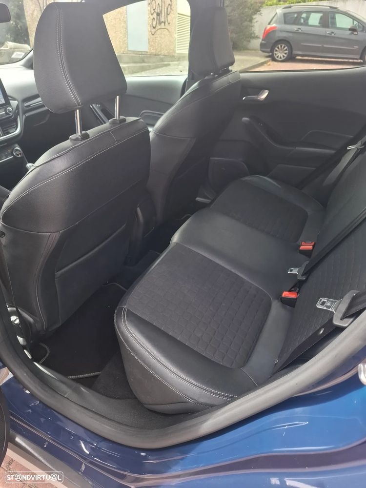 Ford Fiesta - 7