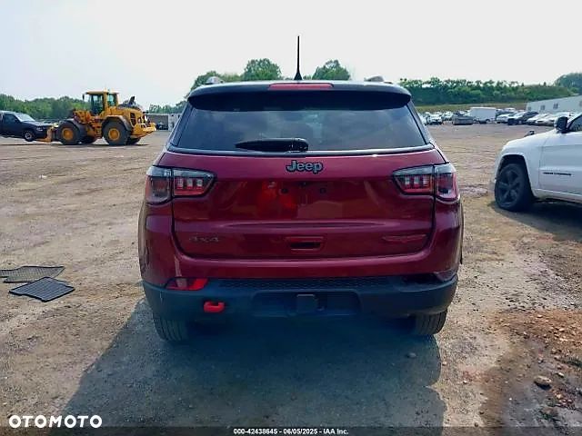 Jeep Compass - 2
