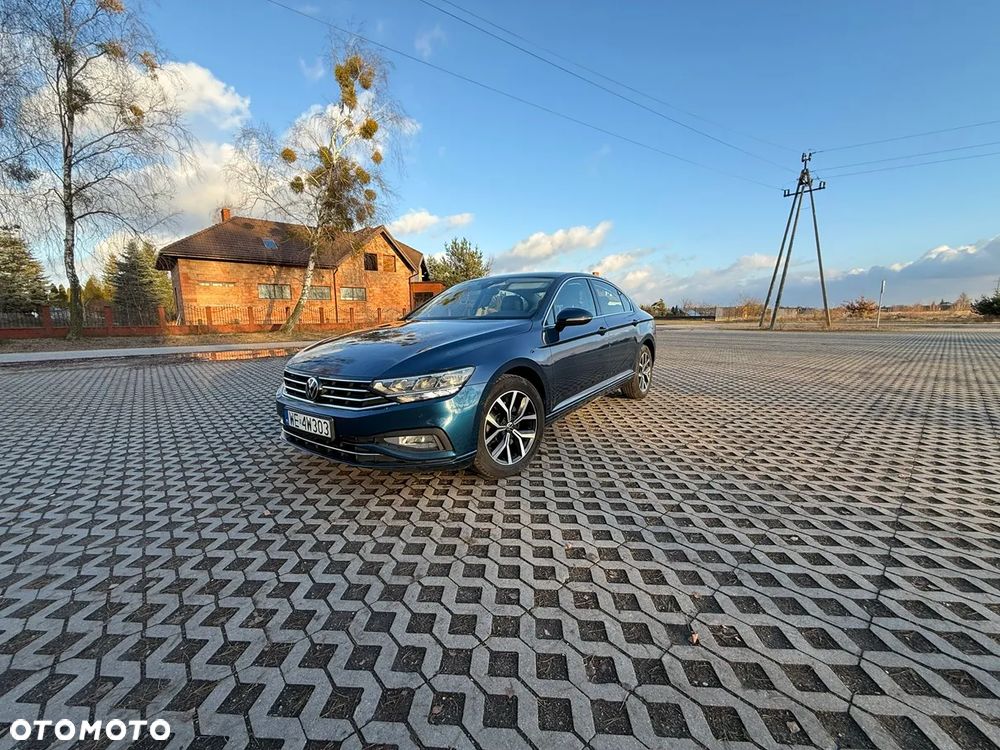 Volkswagen Passat 2.0 TDI EVO Business DSG - 2