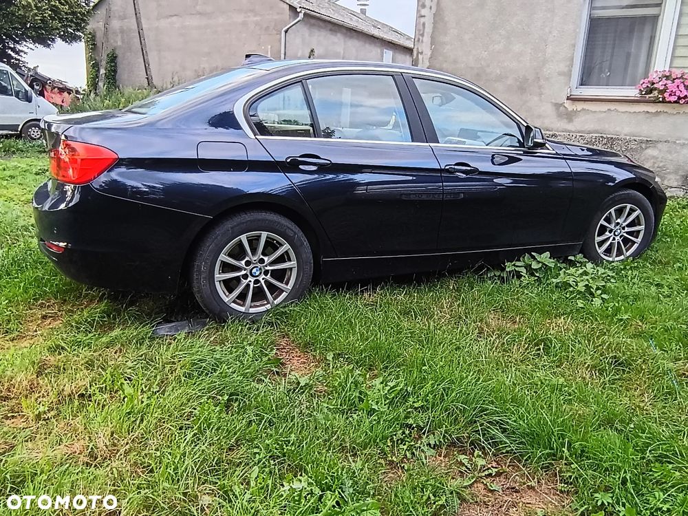 BMW Seria 3 320d Blue Performance Sport Line - 7