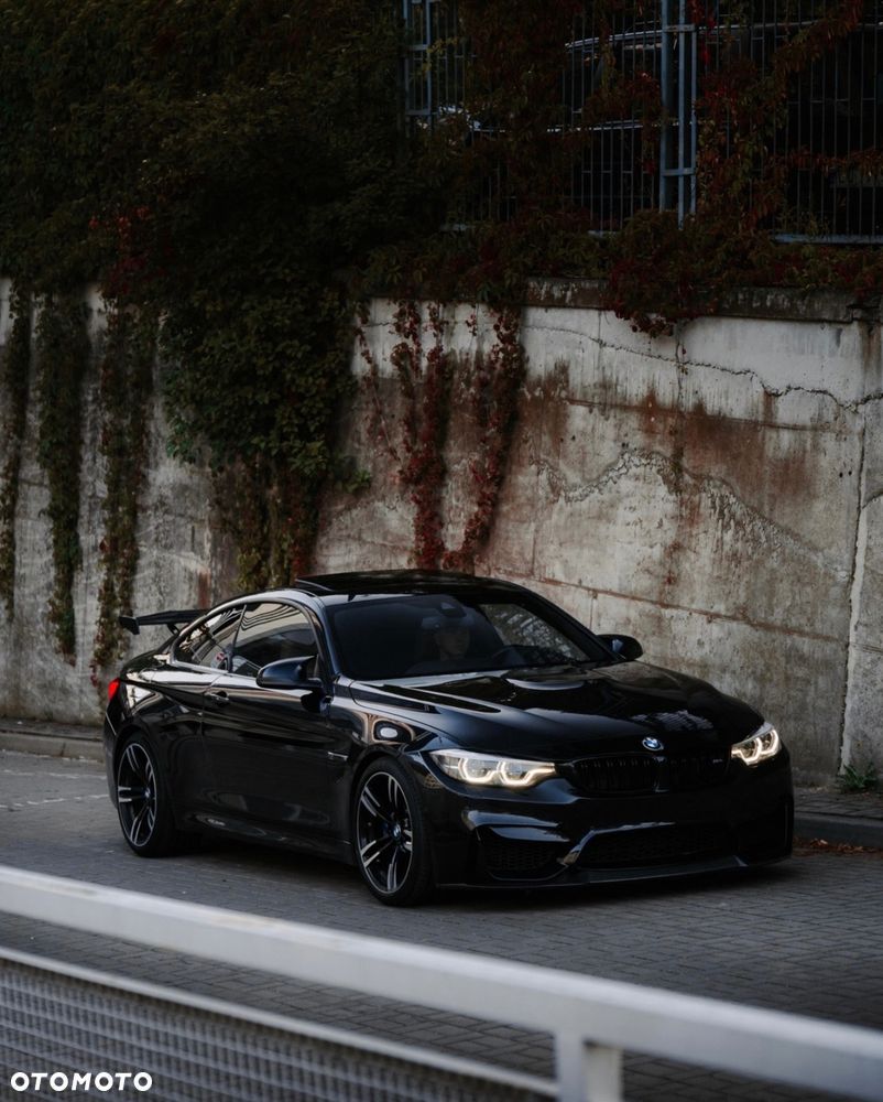 BMW M4 DKG - 7