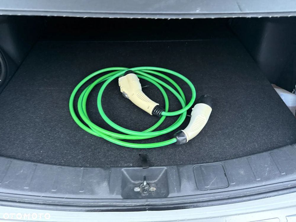 Mitsubishi Outlander - 28