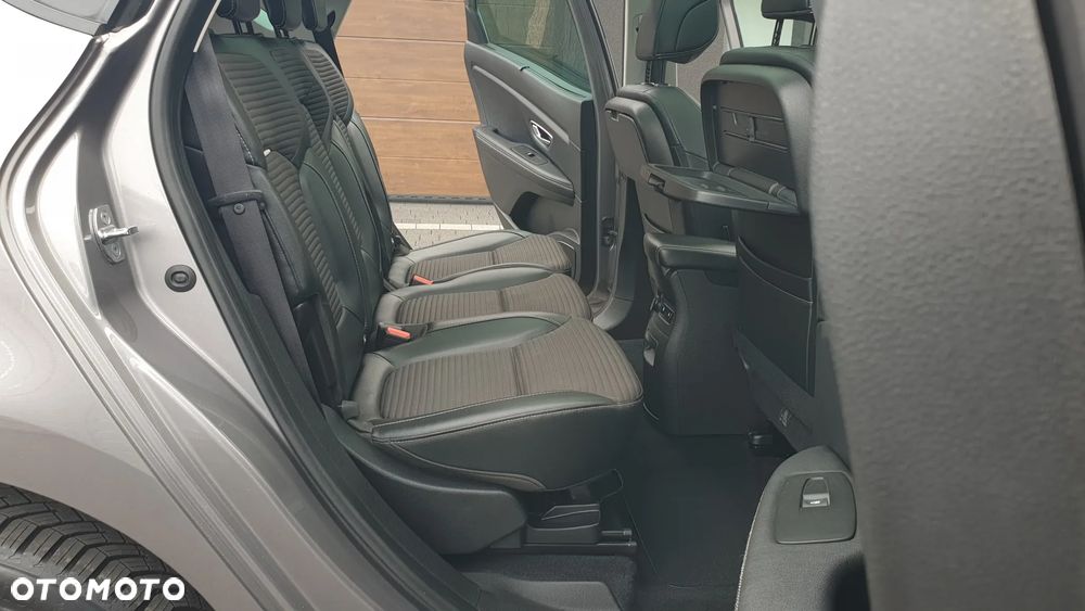 Renault Scenic ENERGY dCi 130 INITIALE PARIS - 25