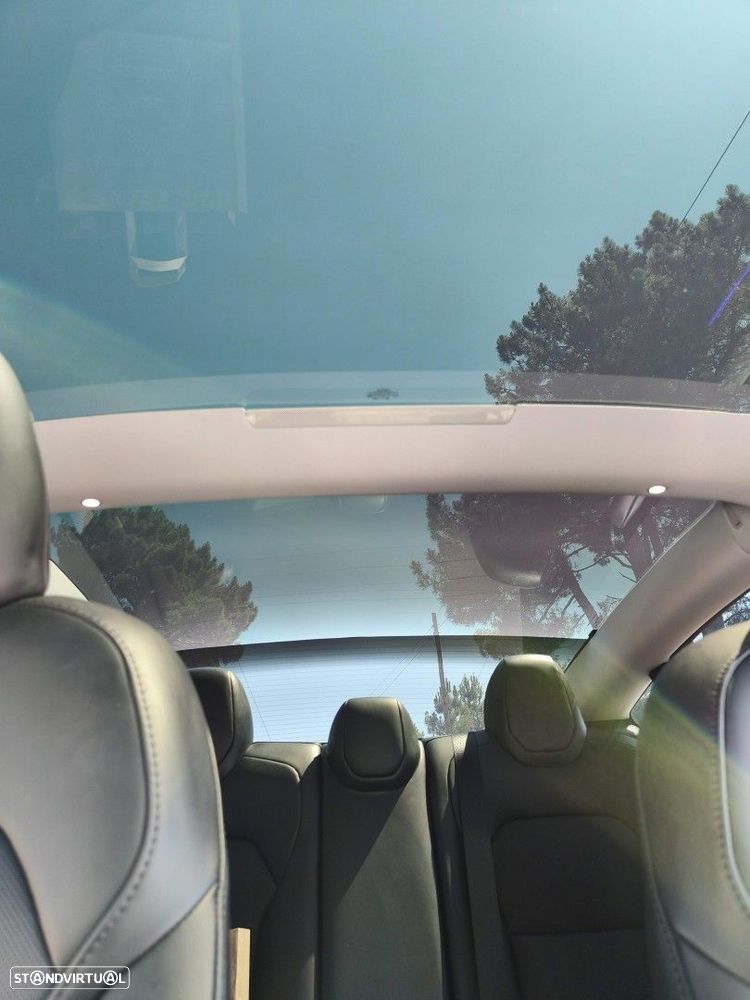Tesla Model 3 Standard RWD - 11