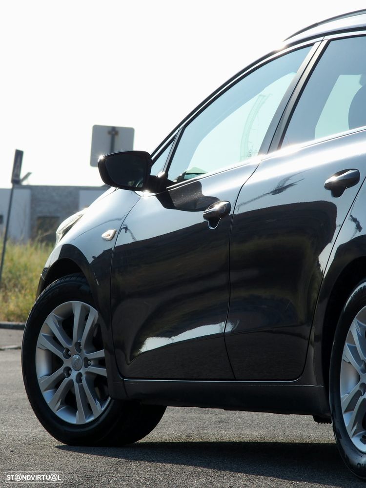 Kia Ceed - 12