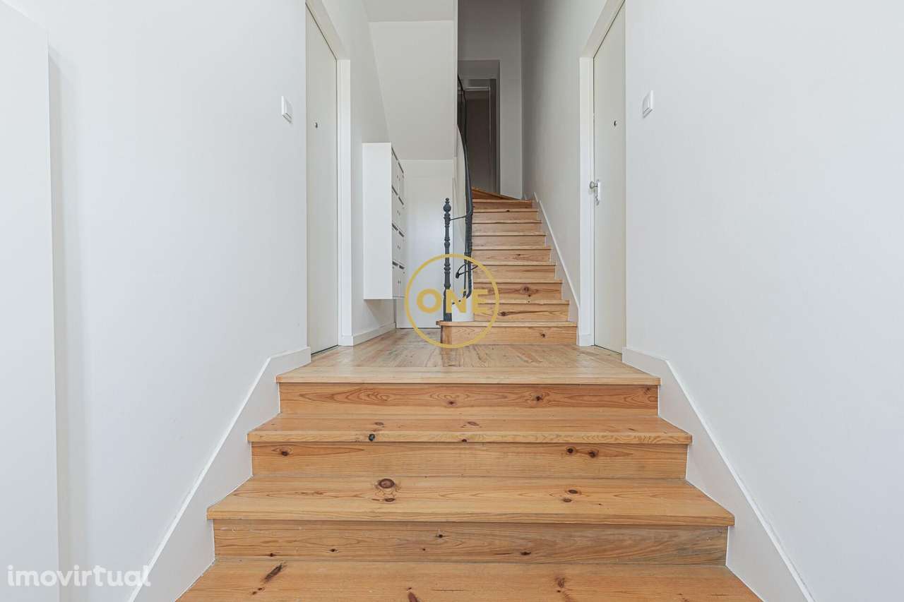Apartamento T3 Duplex Monte Estoril - Grande imagem: 2/53