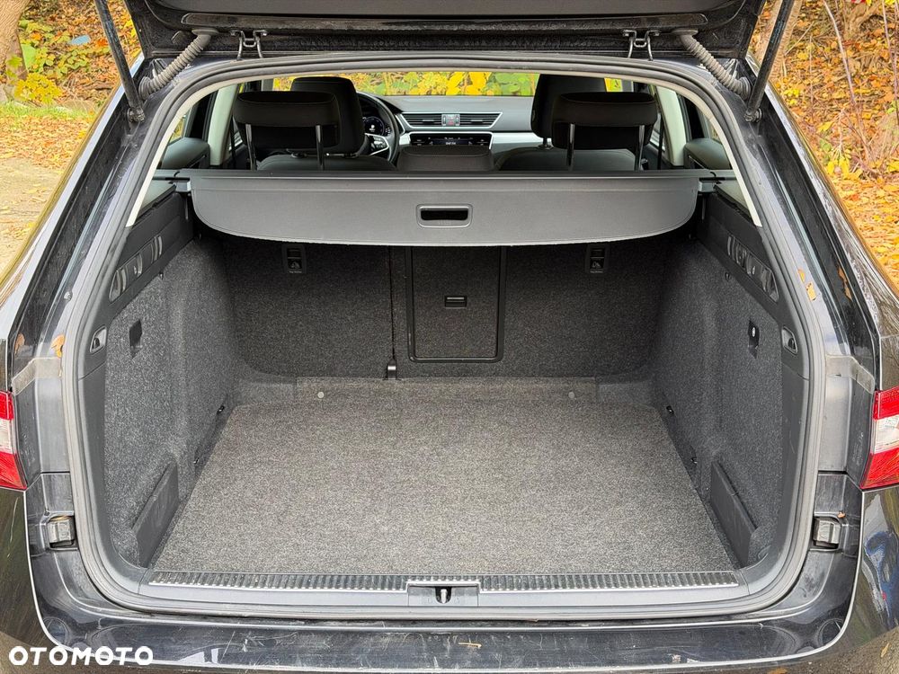 Skoda Superb 2.0 TDI SCR Ambition DSG - 13