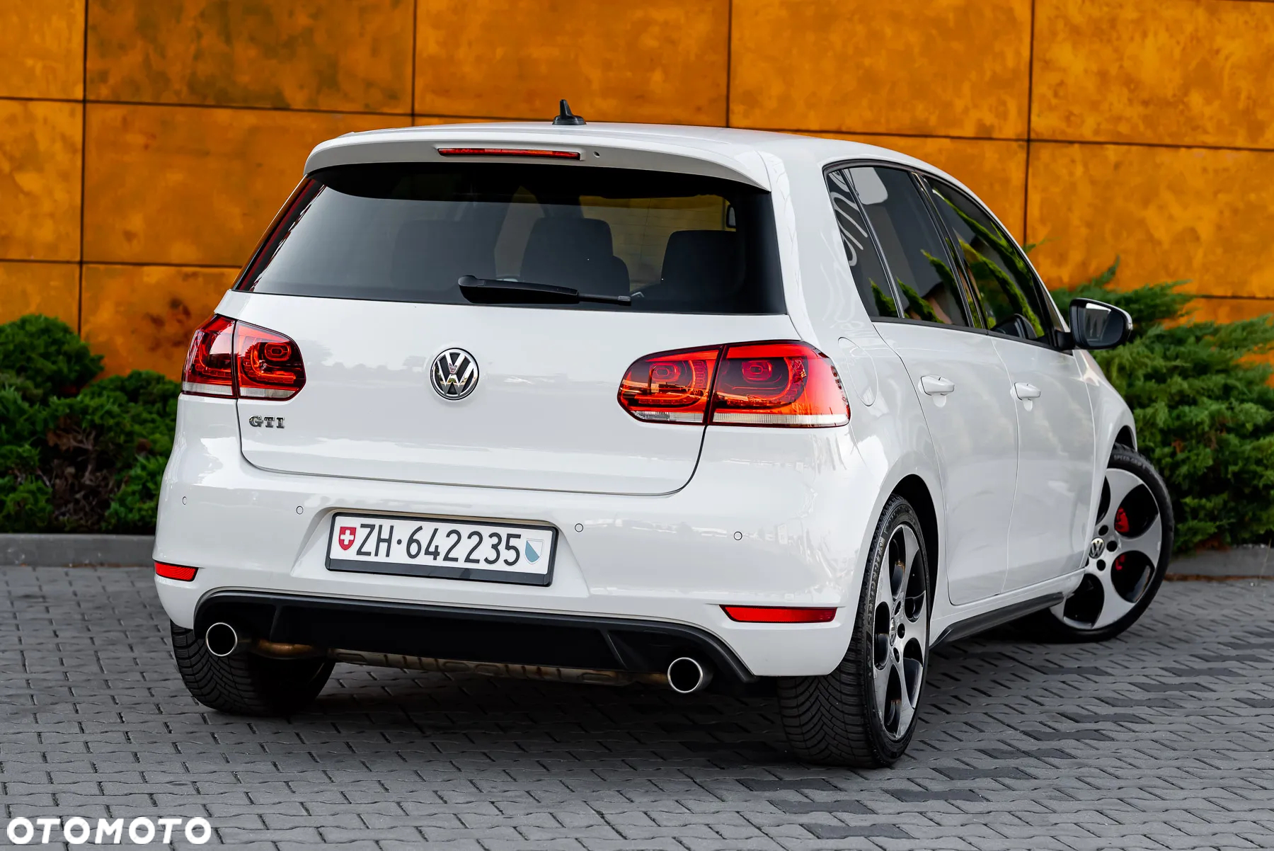 Volkswagen Golf 2.0 GTI DSG - 12