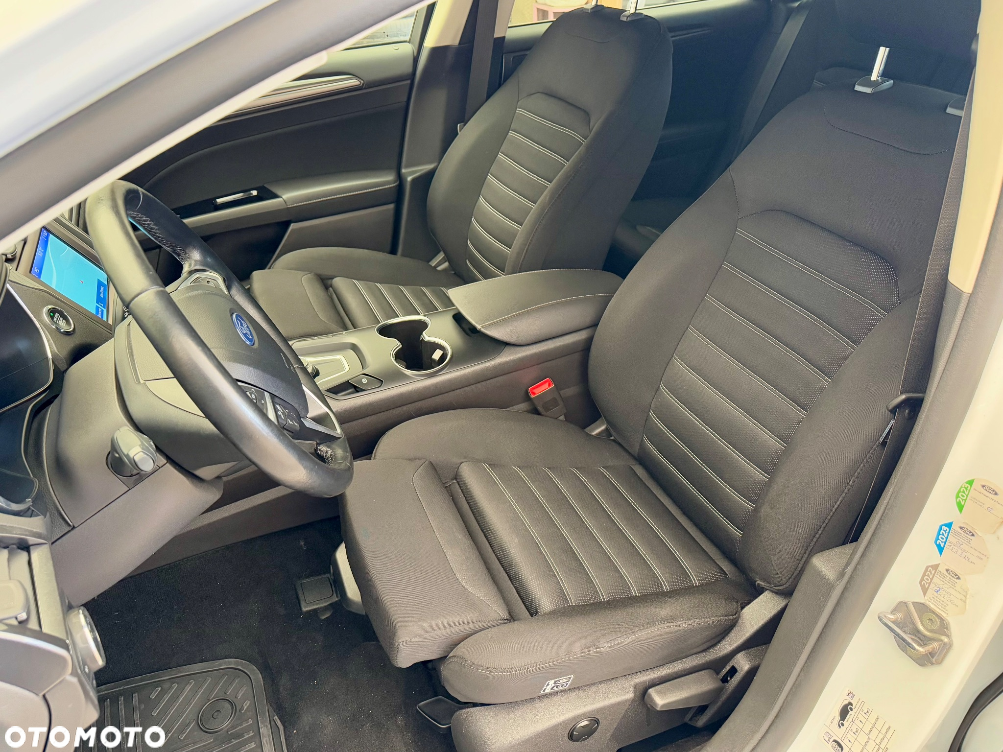 Ford Mondeo 2.0 EcoBlue Titanium - 25