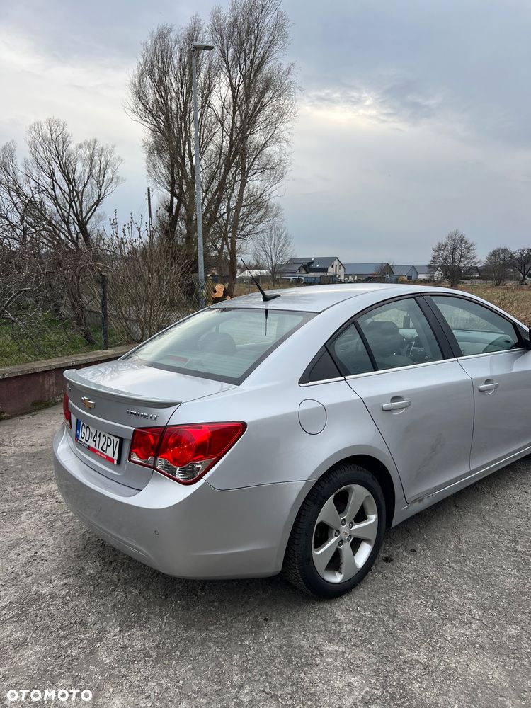 Chevrolet Cruze 1.8 LT+ - 2