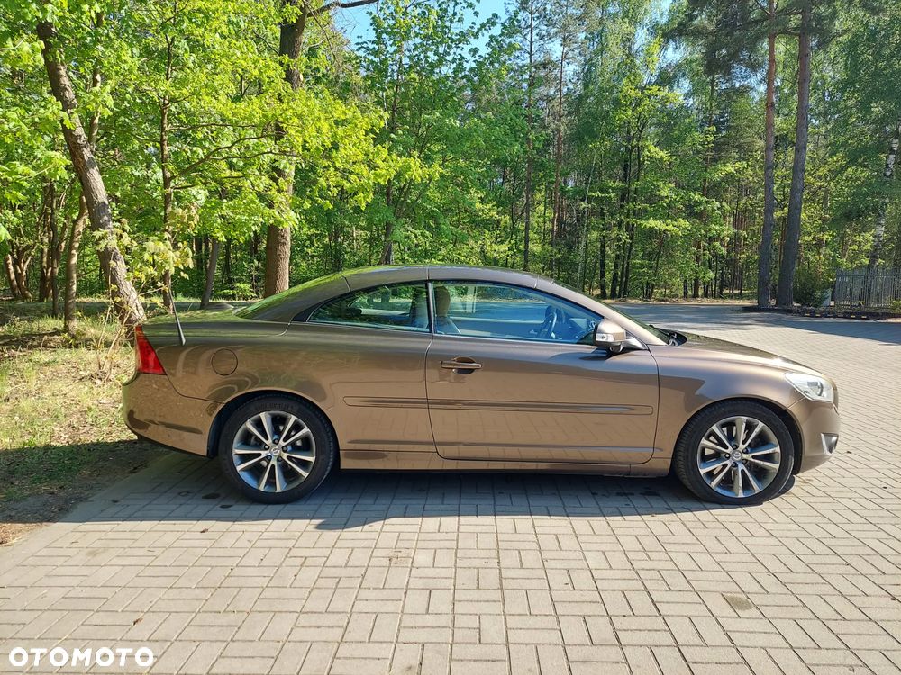 Volvo C70 D3 Summum - 9