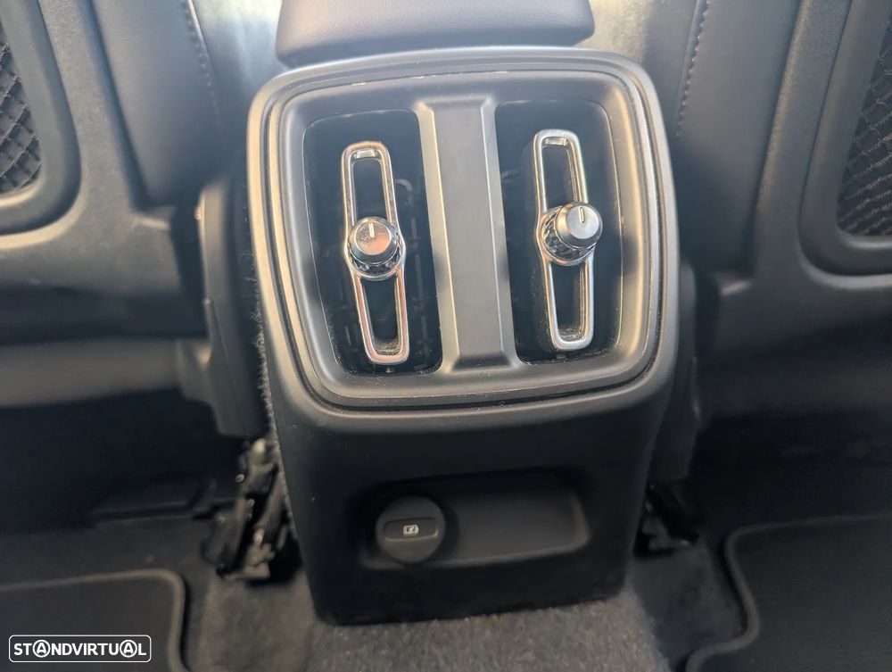 Volvo XC 40 1.5 T2 R-Design Geartronic - 15