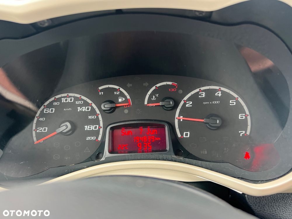 Ford KA 1.2 Ambiente - 12