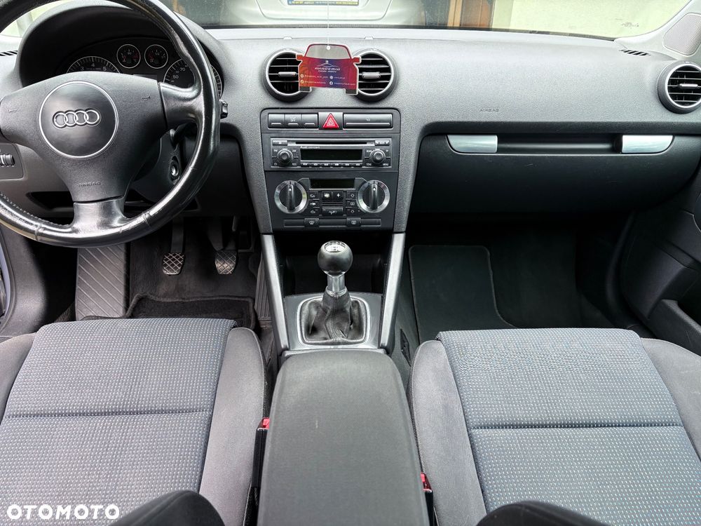 Audi A3 3-drzwiowe 1.6 Ambiente - 8
