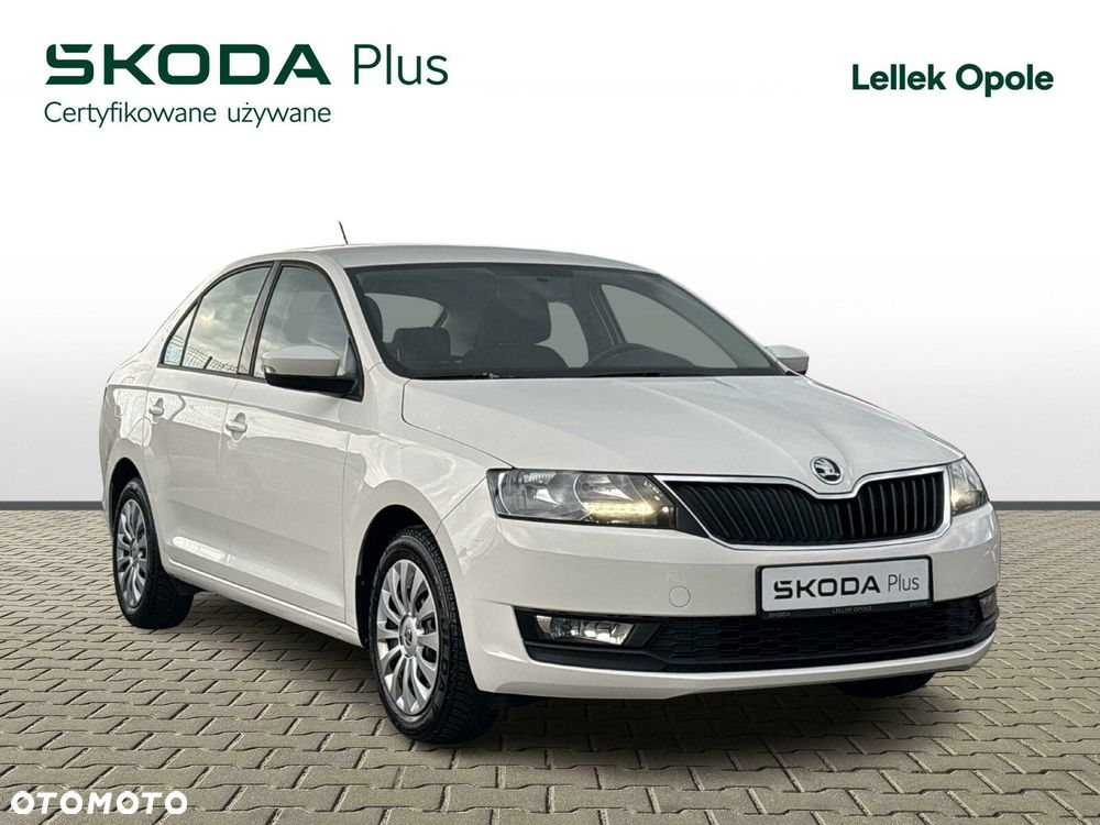 Skoda RAPID - 7
