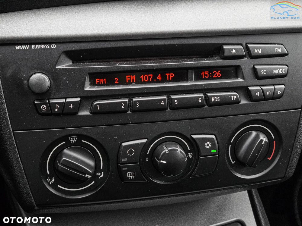 BMW Seria 1 118d - 29
