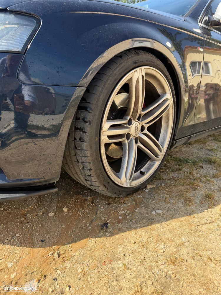 Audi A4 Avant 2.0 TDI S-line - 20