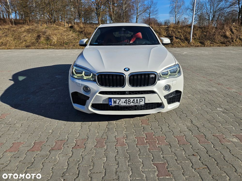 BMW X6M - 1