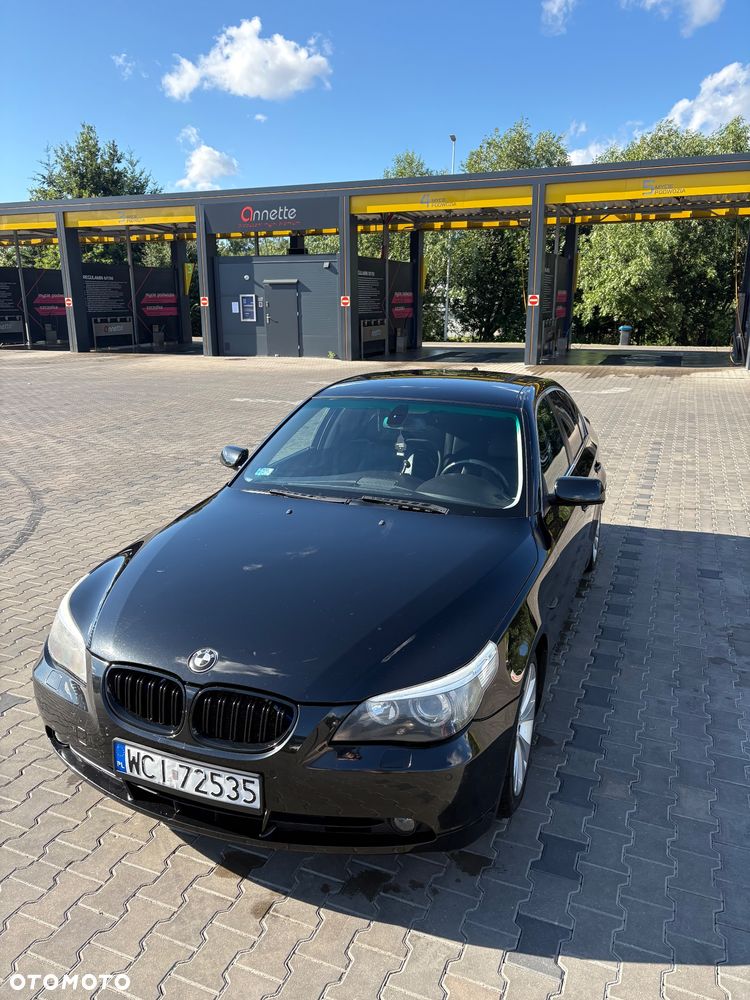 BMW Seria 5 525i - 2