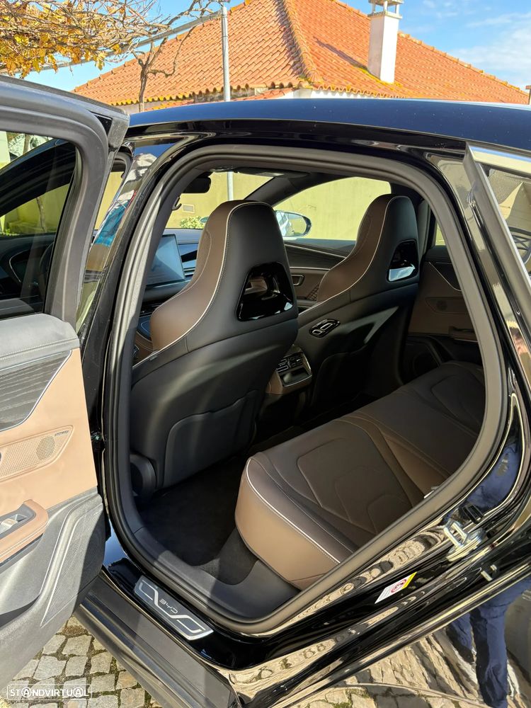 BYD Han 85.4 kWh AWD Executive - 23