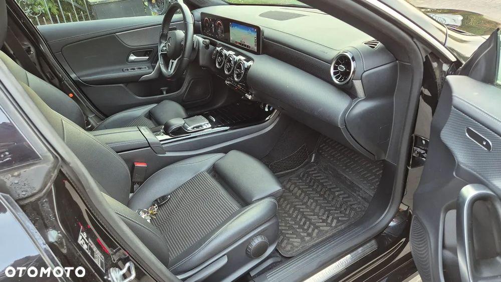 Mercedes-Benz CLA 220 d Edition 1 8G-DCT - 6