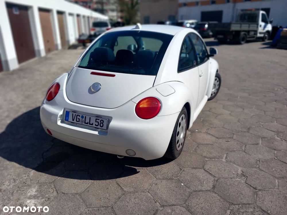 Volkswagen New Beetle 1.6 Coastal - 13