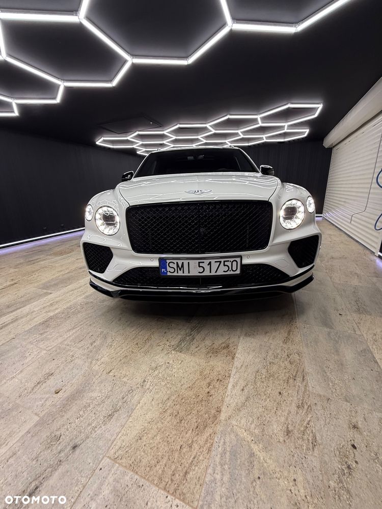 Bentley Bentayga - 3