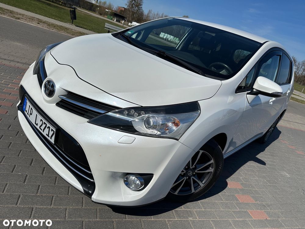 Toyota Verso 2.0 D-4D Edition - 4