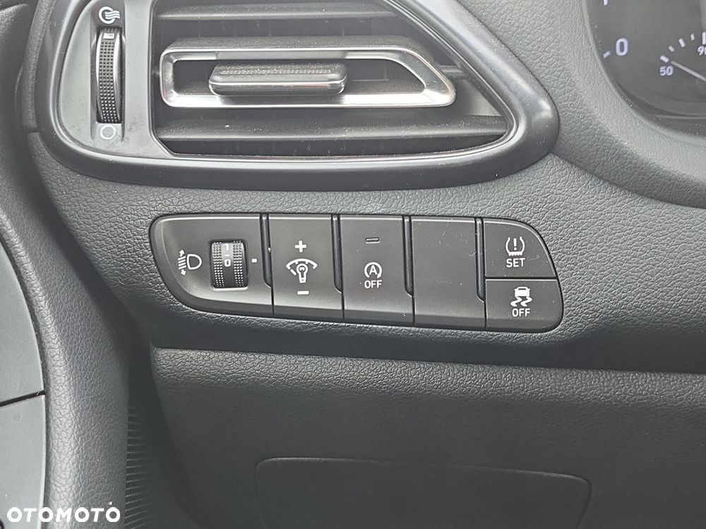 Hyundai i30 1.5 T-GDI 48V Comfort - 14