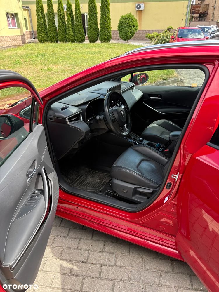 Toyota Corolla 2.0 Hybrid Executive - 6